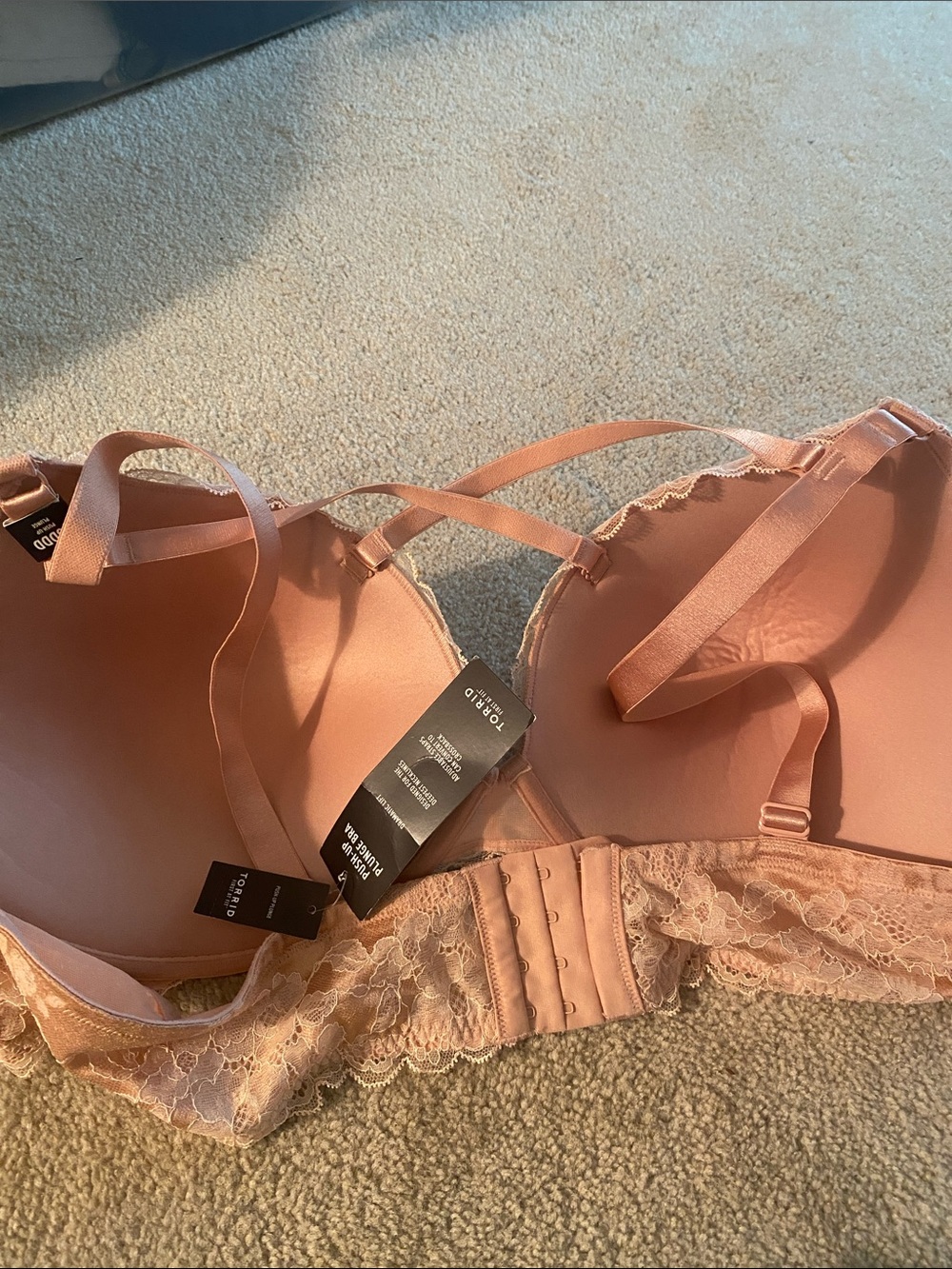 Torrid curve NWT 46DDD push up plunge bra - Picture 5 of 8